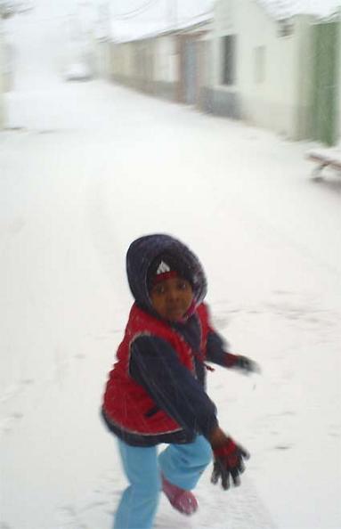 20070219175516-negranieves.jpg